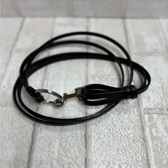 Black Leather Belt Womens vintage Y2K with Silver Buckle toggle bridle medium - Picture 3 of 7